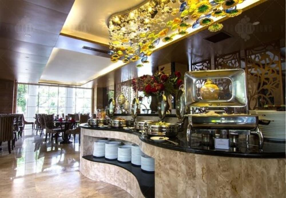 Belviu Hotel Bandung Buitenkant foto