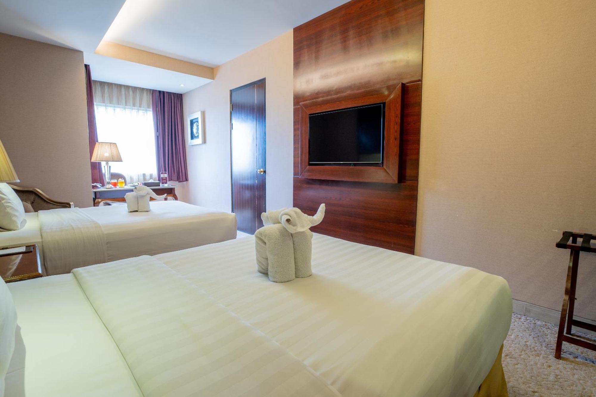 Belviu Hotel Bandung Buitenkant foto